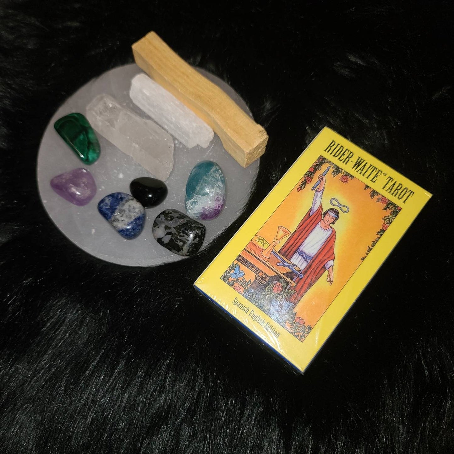 Divination Tarot Set - Rider Waite Deck, Crystals kit, beginner tarot, third eye, amethyst, quartz, malachite, healing, higher self