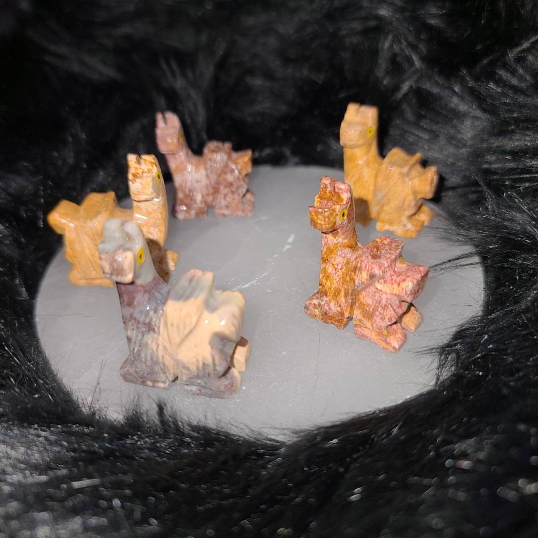 Soapstone Llama crystal spirit animal carving - grounding, calming, meditation, protection, balance, soothing,