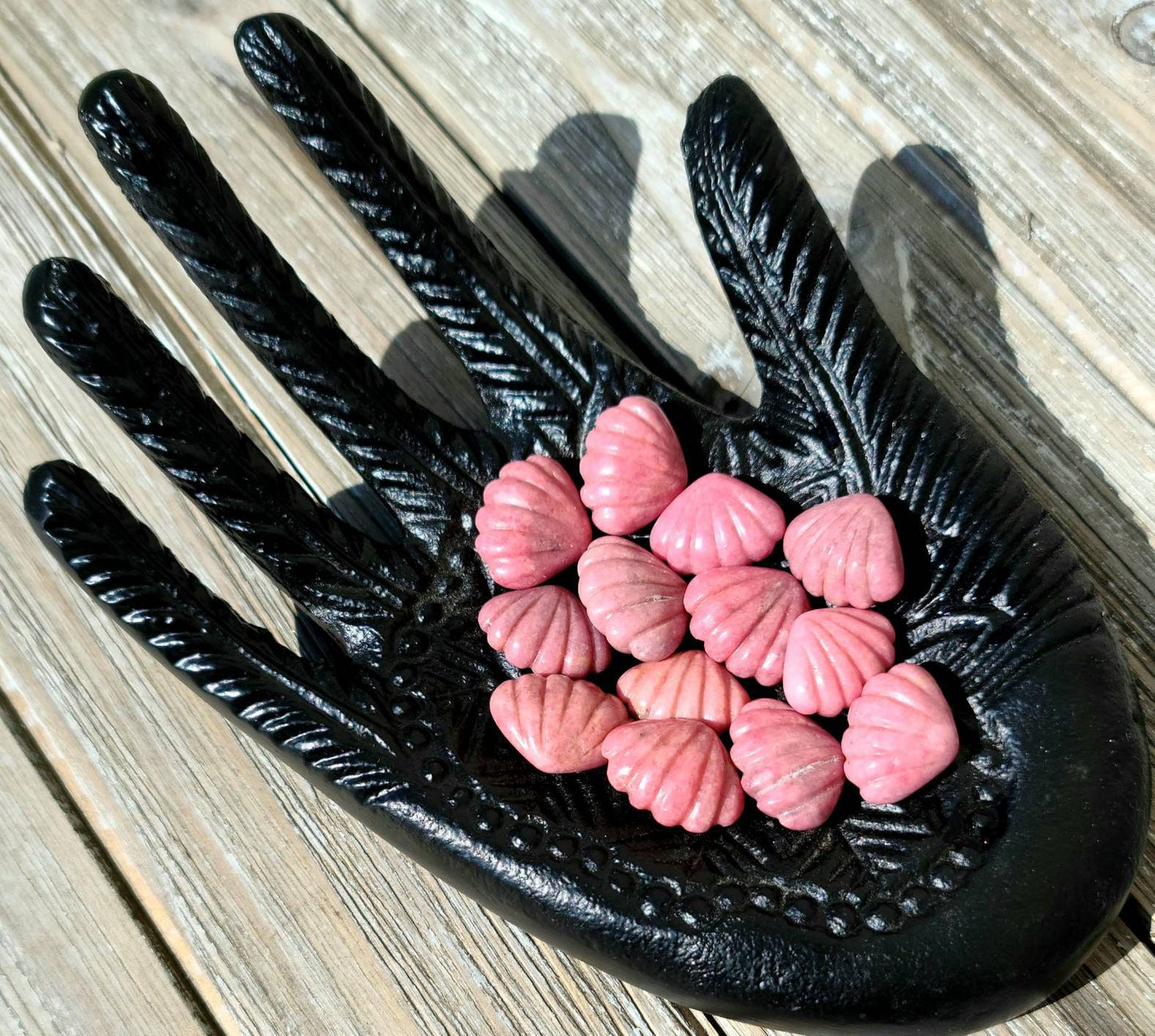 Rhodonite Carved Sea Shell Crystal - Pink healing crystal, love, heart chakra, self love, emotional balance, positive, calming, Beach