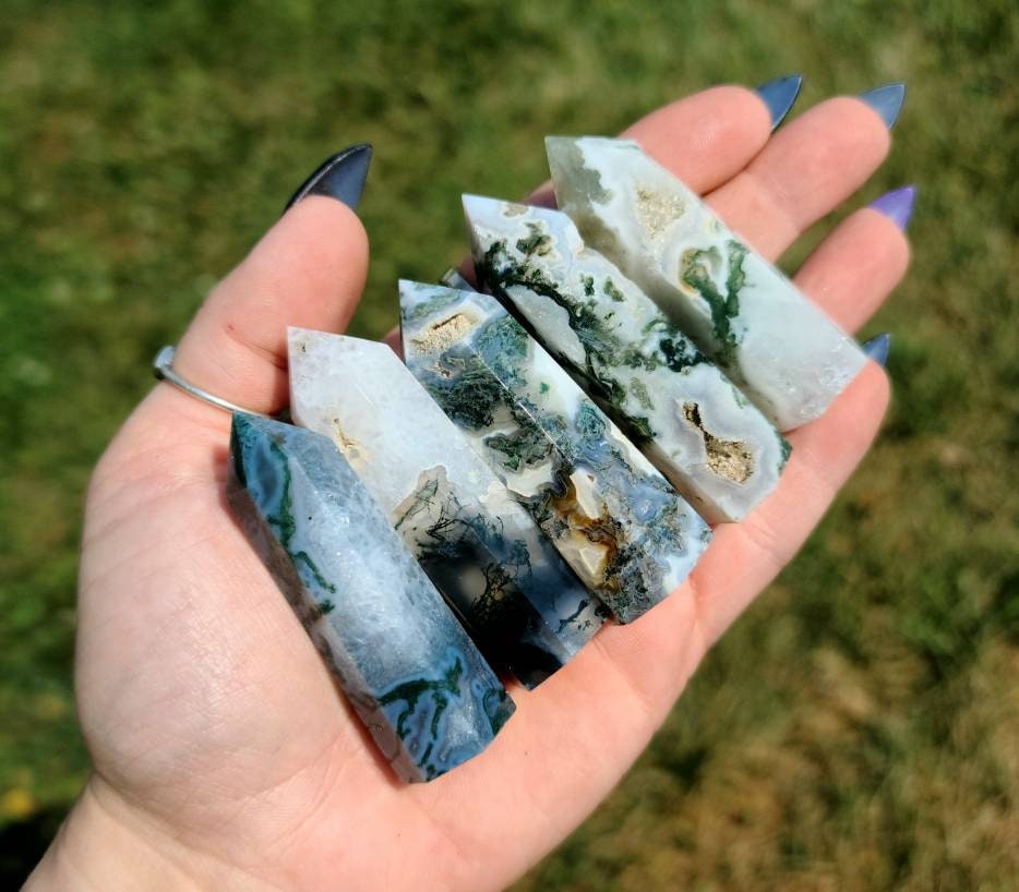 1 Small Moss Agate Crystal Tower - Heart Chakra, love, druzy, Rainbow, Calming, Peace, Reiki