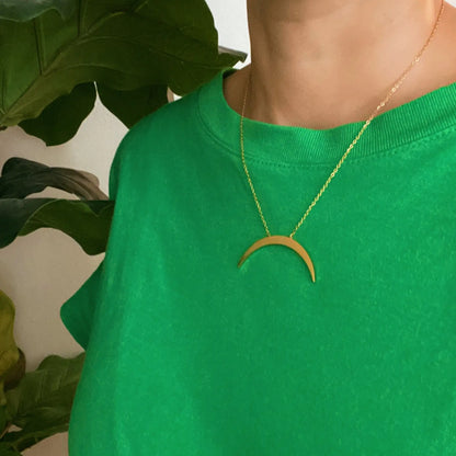 Chic Boho Crescent Moon Necklace