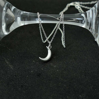 Dainty Moon Pendant Necklace