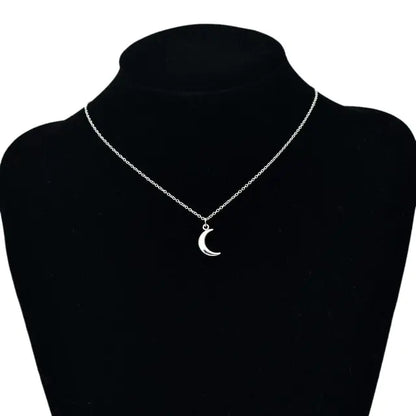 Dainty Moon Pendant Necklace