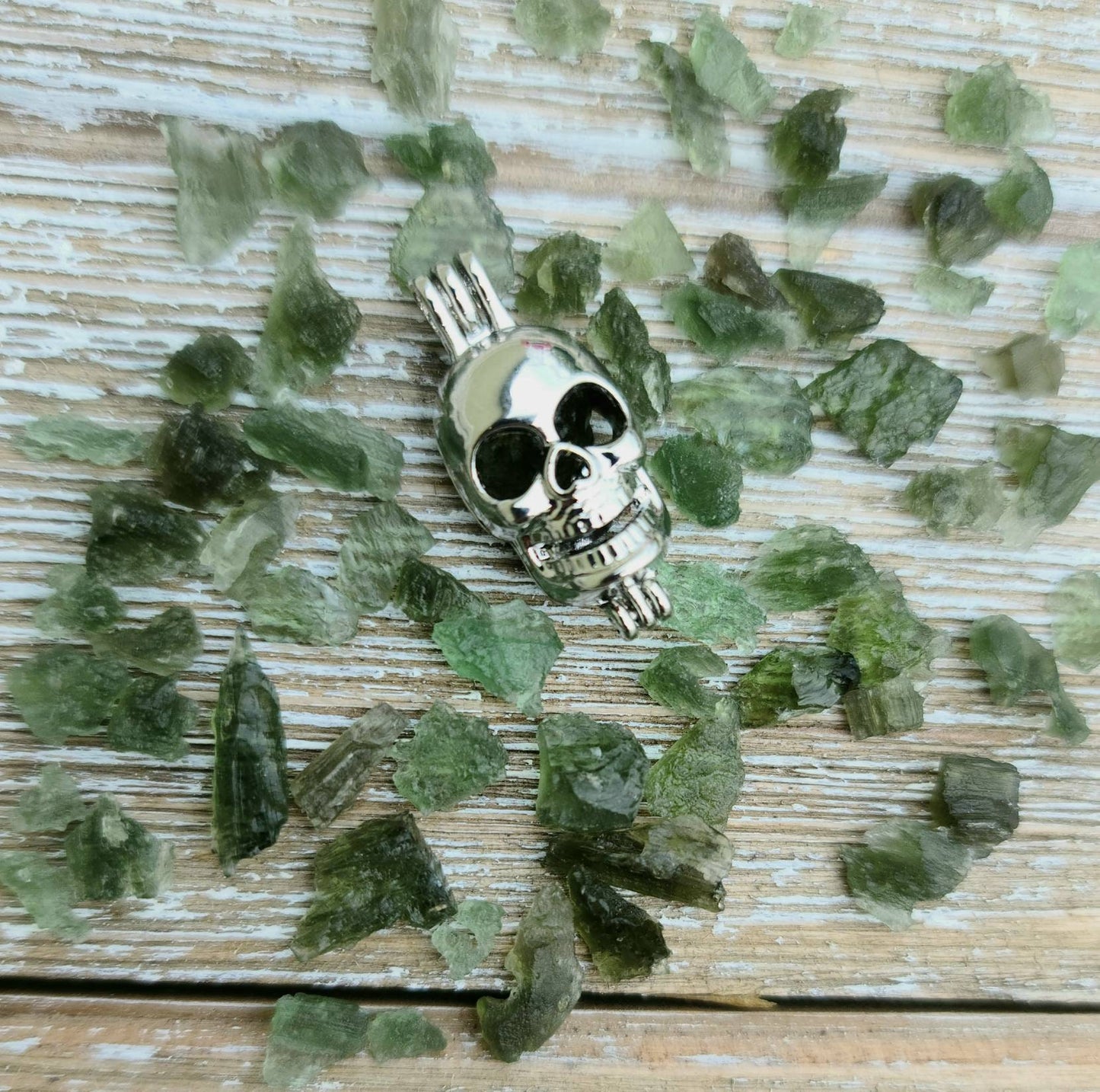 Moldavite Skull Pendant - Transformation,  manifestation,  Crystal Pendant, Witchy, cage pendant, Tektite