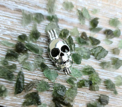 Moldavite Skull Pendant - Transformation,  manifestation,  Crystal Pendant, Witchy, cage pendant, Tektite