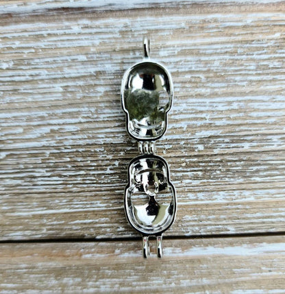 Moldavite Skull Pendant - Transformation,  manifestation,  Crystal Pendant, Witchy, cage pendant, Tektite