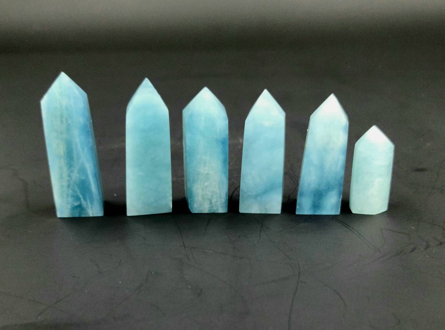 1 Aquamarine Crysta Mini healing tower- Confidence, balance, harmony, Meditation,  Relaxation,